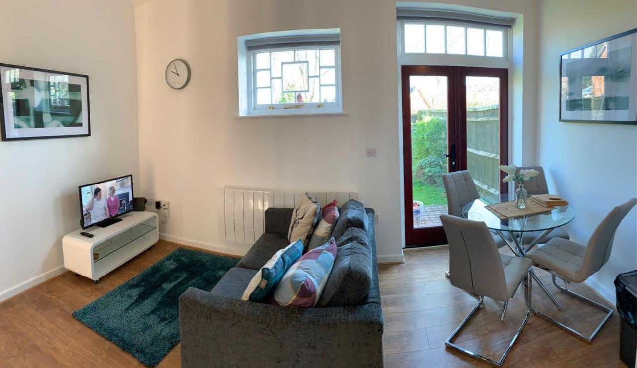 Ashbrook Lewis - Two Bedroom, Two Bathroom Cottage Nr Harwell Oxford Didcot Extérieur photo